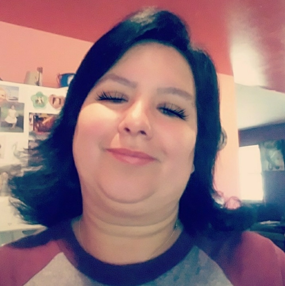 Meet your Posher, Cassandra